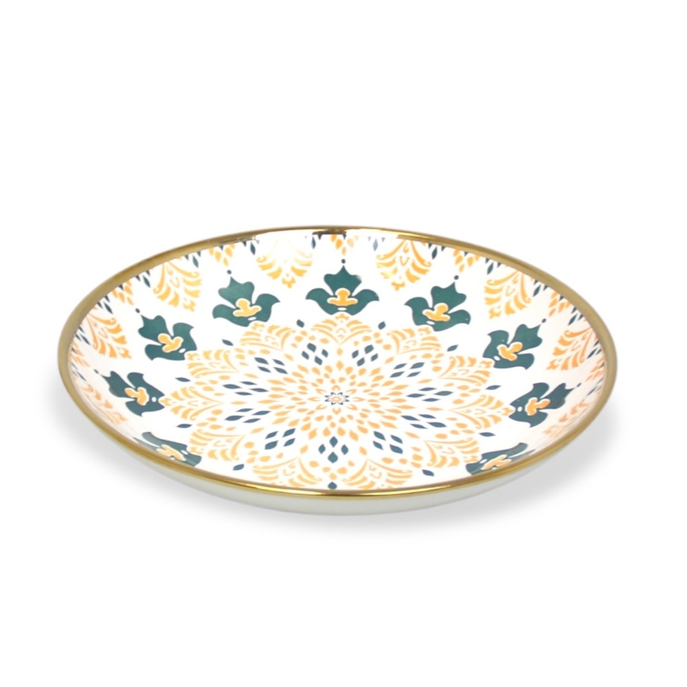 Elegant Ceramic Plate with Intricate Pattern